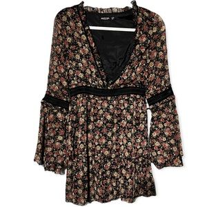 Nasty Gal Collection Bell Sleeve Floral Dress Sz 6